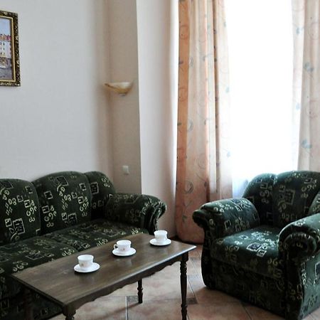 Kiev Hotel Service Apartments Экстерьер фото